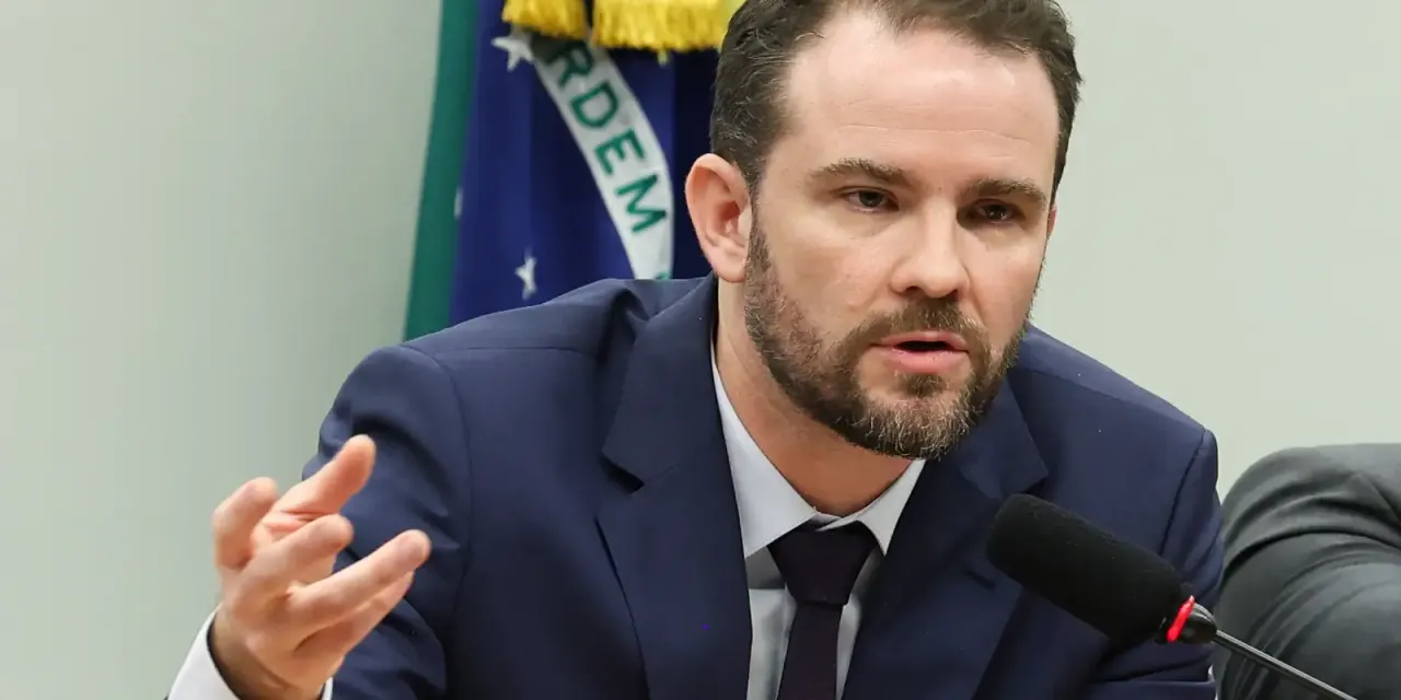 Durigan prevê envio de MP do Imposto Seletivo após eleições
