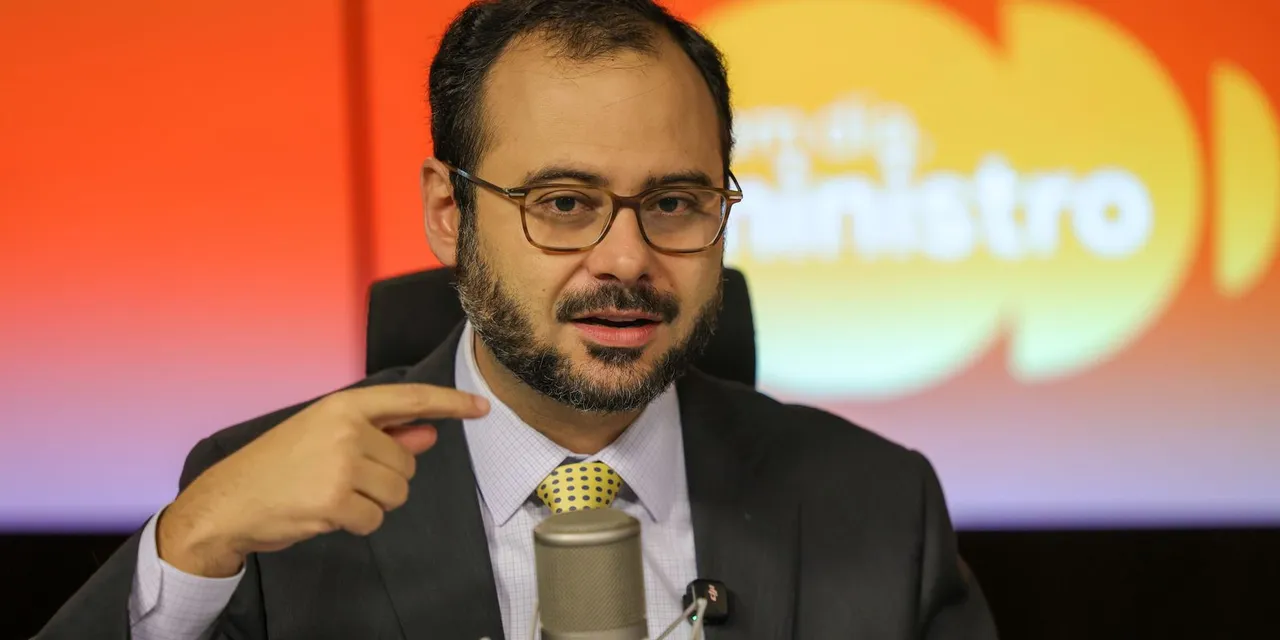 Perdão das dívidas de MEIs é medida fiscal “necessária”, diz ministro